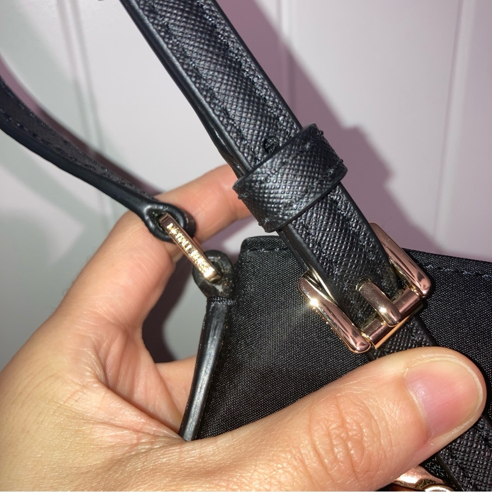 🆕 Michael Kors Kelsey Nylon Minimalist Black Crossbody Bag - Picture 12 of 13